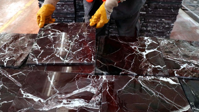 Mermer: Doğanın Zarafeti ve Gücü